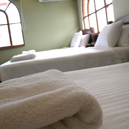 Hotel Maria Isabel มันตา ภายนอก รูปภาพ