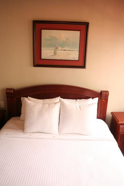 Hotel Maria Isabel มันตา ภายนอก รูปภาพ